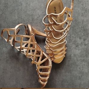 Steve Madden Size 9 3 inch Rose Gold High Heel